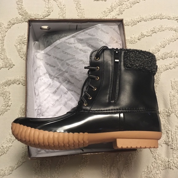 TOP Moda Shoes - Top Moda Duck Boots NIB Black Size 10 TOP Moda Shoes - Top Moda Duck Boots NIB Black Size 10
